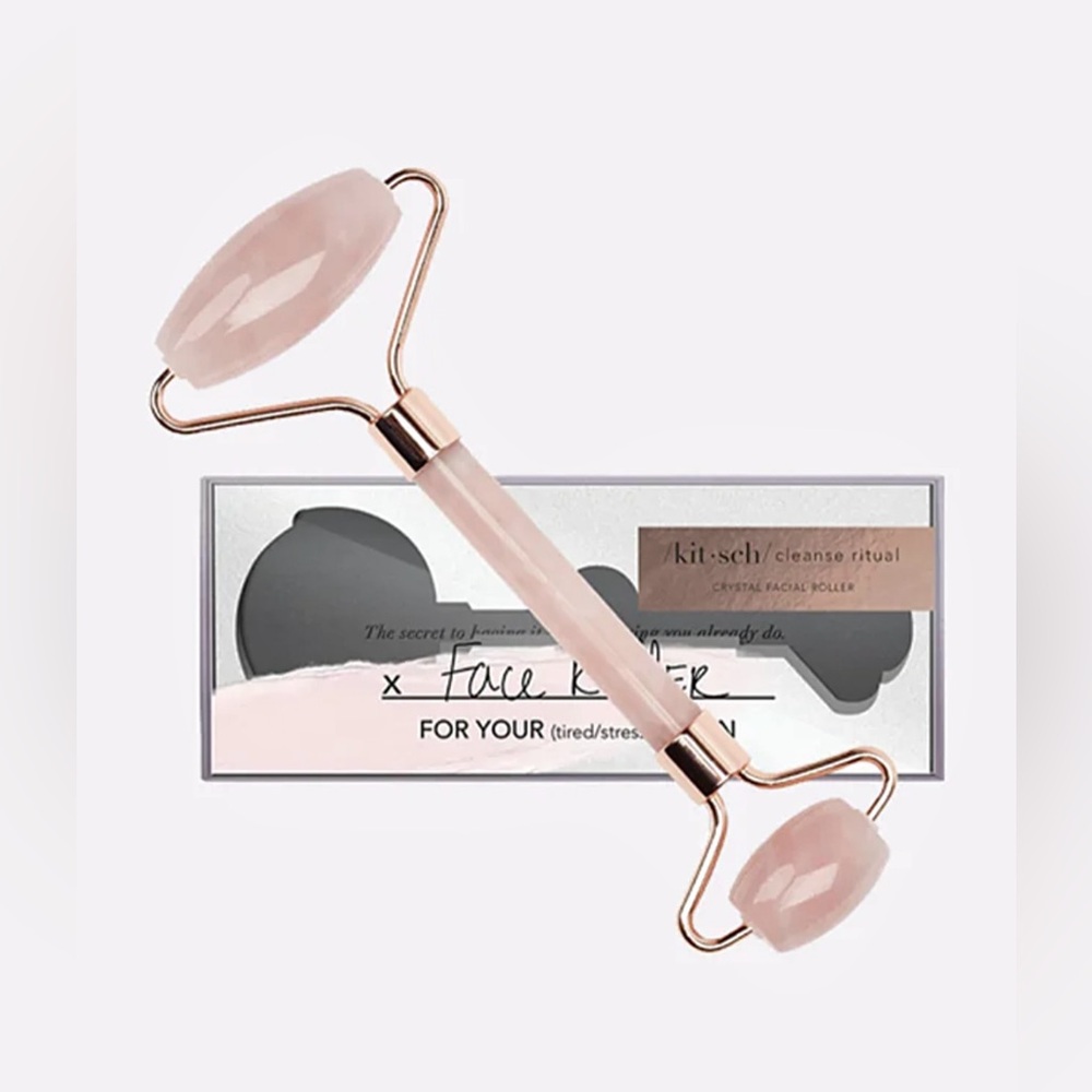 Face Roller for your ( tired stressed) SKIN. kit* sch
New in Box